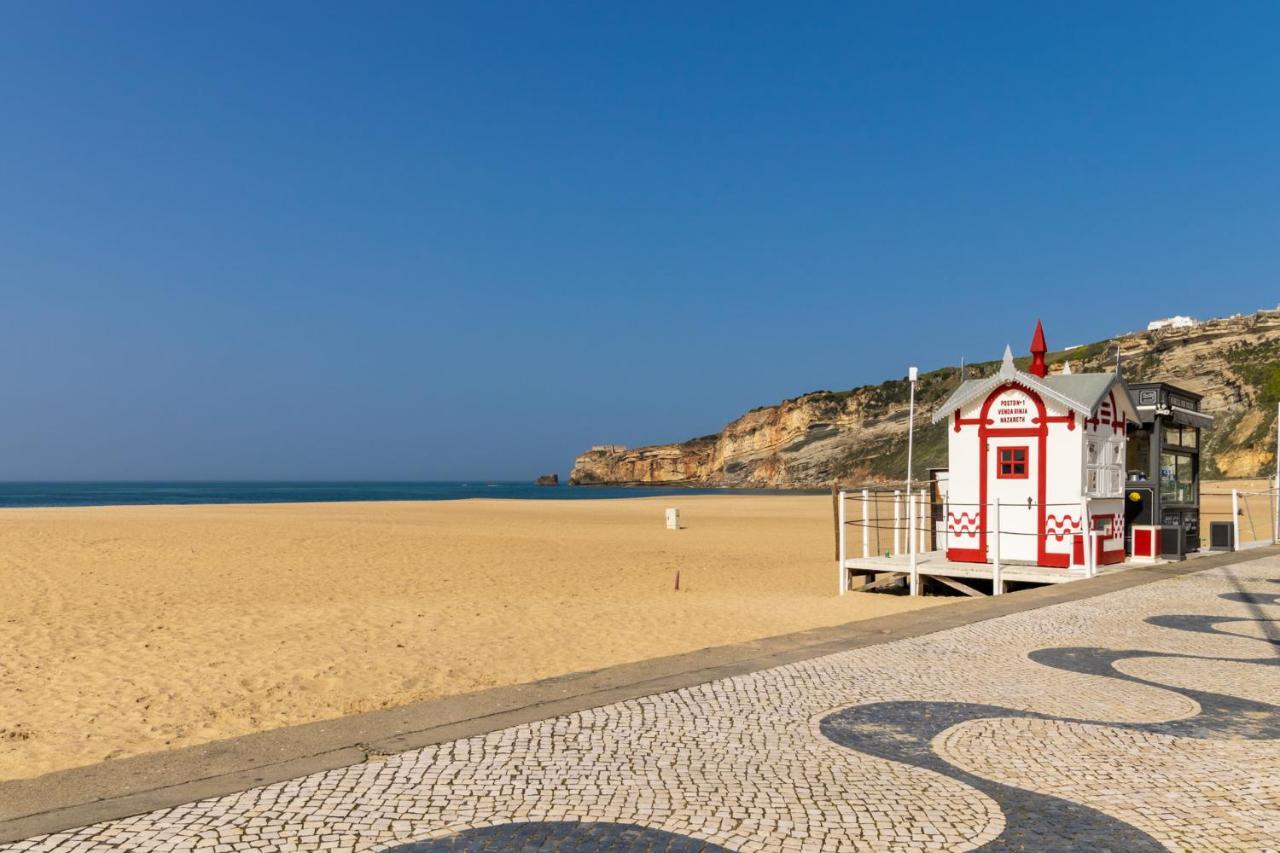 Carol Beach House Nazaré Extérieur photo