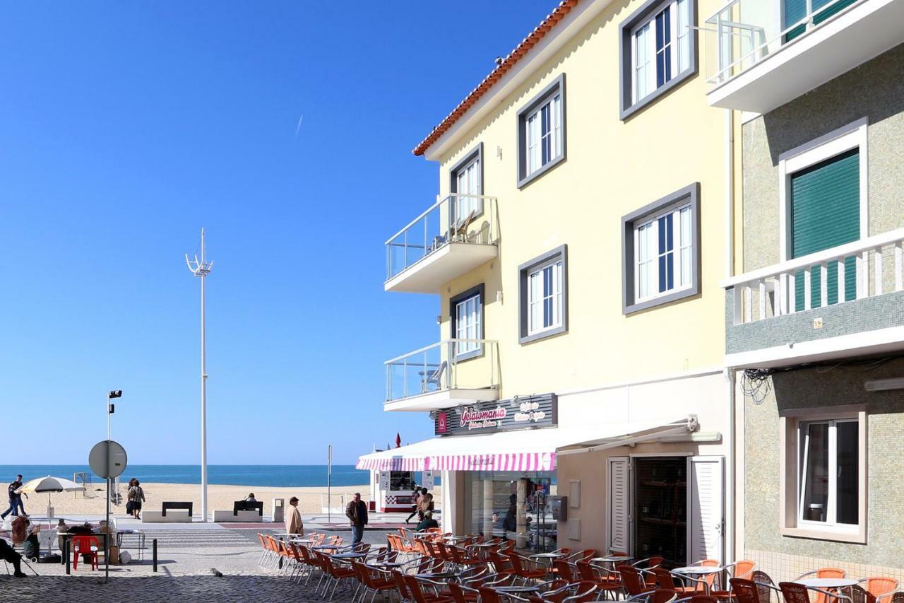 Carol Beach House Nazaré Extérieur photo
