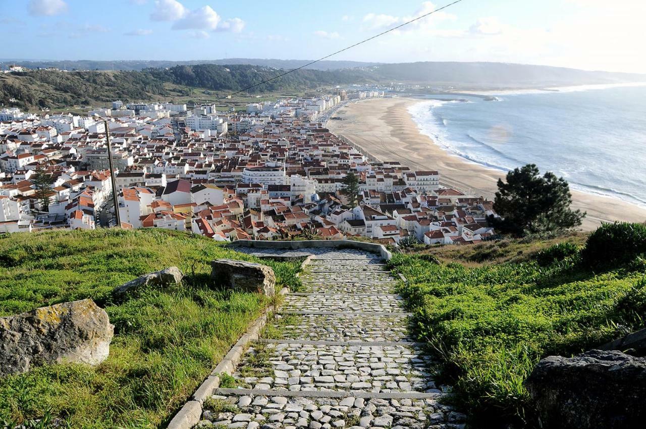Carol Beach House Nazaré Extérieur photo