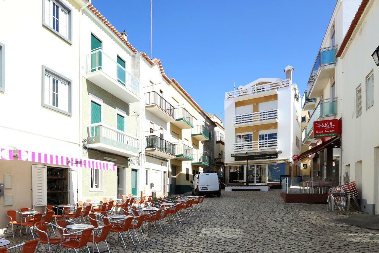 Carol Beach House Nazaré Extérieur photo